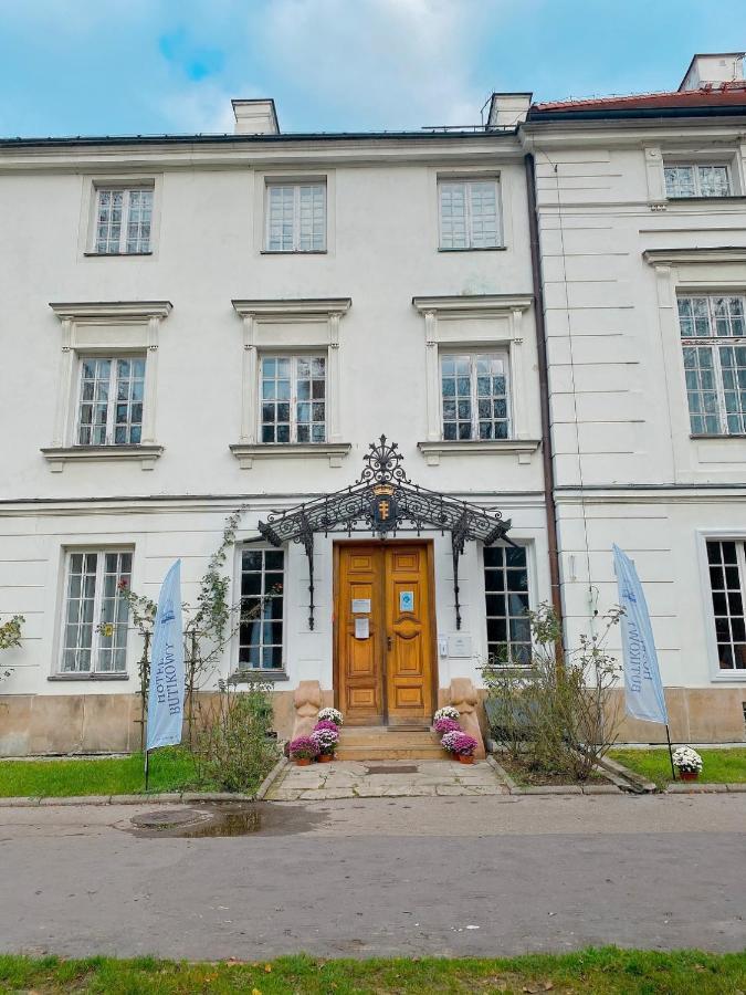 Bed & Breakfast Butikowy Palac 3*